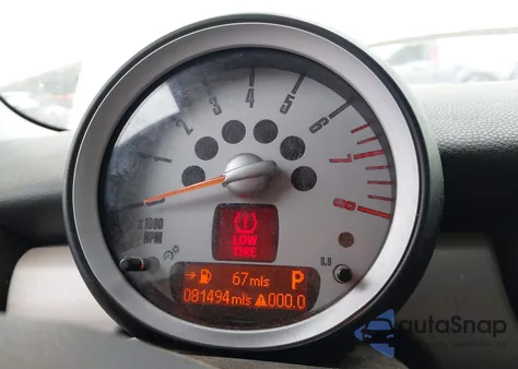 2010 Mini Cooper S z USA, uszkodzony, nr VIN WMWMF7C56ATW89409